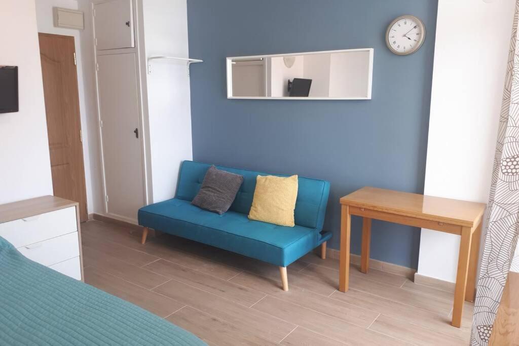 بينالماذينا Modern Studio Near Beach. Sea, Pool And Wi-Fi المظهر الخارجي الصورة